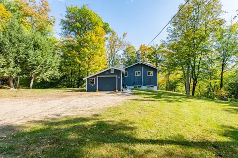 Exterior - 16 Boulder Ledge Rd, Glen, NH 03838 photo 5 of 7