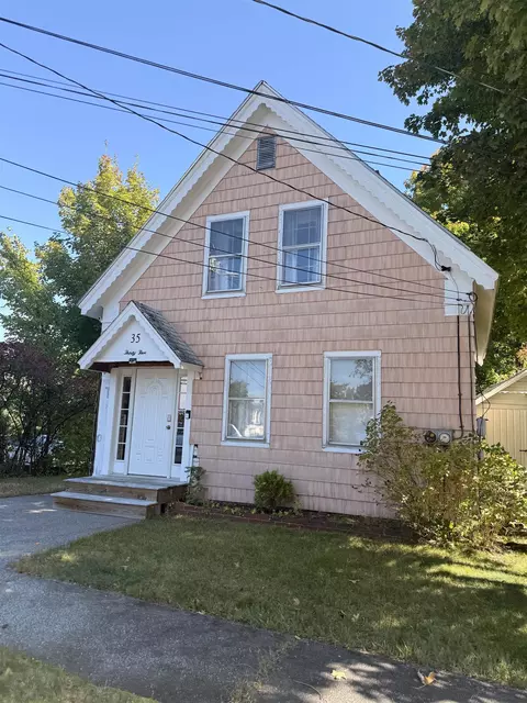 35 Academy Sq, Laconia, NH 03246
