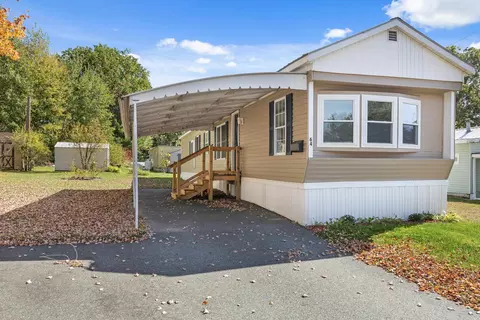 64 Bomhower Street Ext, Lebanon, NH 03766