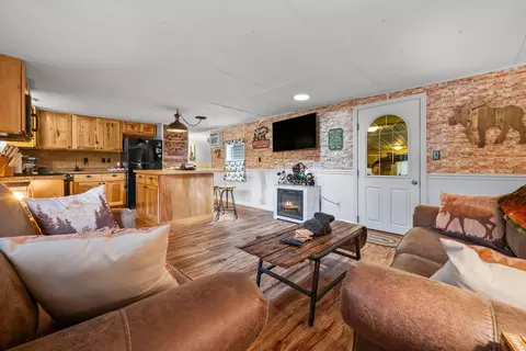 27 Second St, Gorham, NH 03581 photo 11