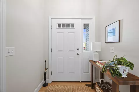 Entry Way - 7 Cardinal Ln #B, Epping, NH 03042 photo 1 of 4