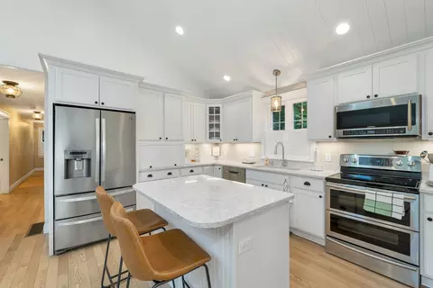 Kitchen - 127 Forest Rd, Wolfeboro, NH 03894 photo 2 of 4