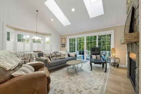 Living - 127 Forest Rd, Wolfeboro, NH 03894 photo 2 of 3
