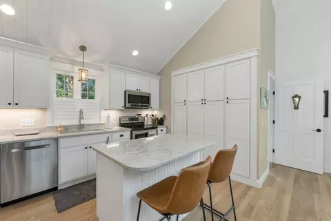 Kitchen - 127 Forest Rd, Wolfeboro, NH 03894 photo 1 of 4