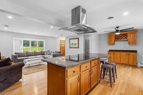 Kitchen - 61 Walker Rd, Atkinson, NH 03811 photo 4 of 6
