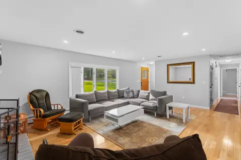Living - 61 Walker Rd, Atkinson, NH 03811 photo 3 of 5