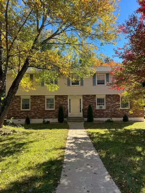 6 Colonial Rd #1, Windham, NH 03087
