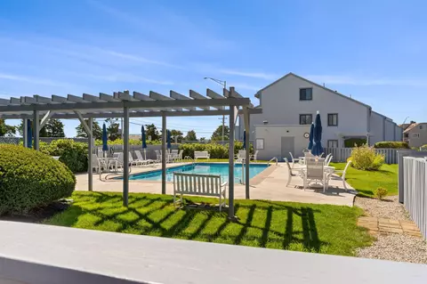 Exterior - 947 Ocean Blvd #14, Hampton, NH 03842 photo 3 of 3