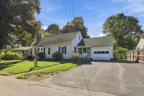 44 Atherton Ave, Nashua, NH 03064