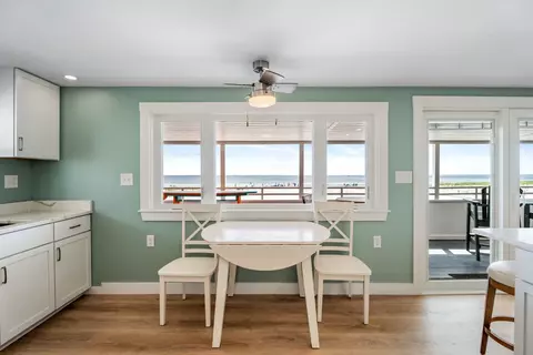 Dining - 27 Concord Ave #27, Hampton, NH 03842 photo 2 of 2