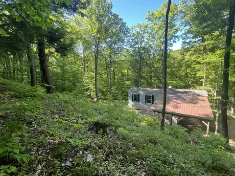 1190 Long Hill Rd, Woodstock, VT 05071