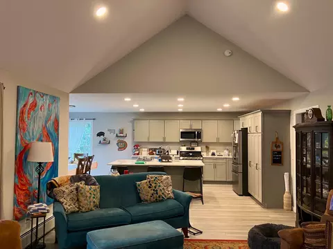 2 Begnoche Dr, Swanton, VT 05488
