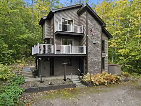 14 Caldon Cir, Campton, NH 03223