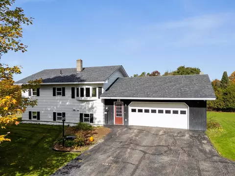 15 Judy Ln, Graniteville, VT 05654