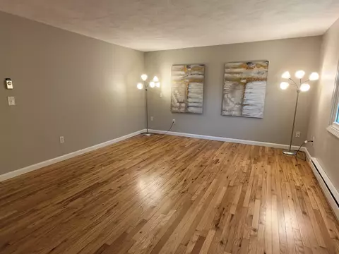 Living - 91 Fordway Ext # B, Derry, NH 03038 photo 3 of 7