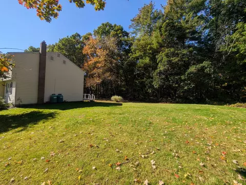 Exterior - 91 Fordway Ext # B, Derry, NH 03038 photo 9 of 15