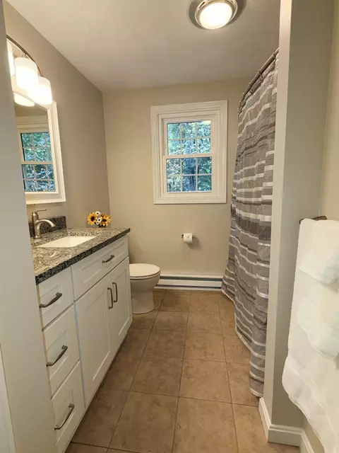Bath - 91 Fordway Ext # B, Derry, NH 03038 photo 2 of 3