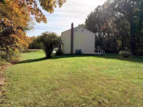 Exterior - 91 Fordway Ext # B, Derry, NH 03038 photo 14 of 15