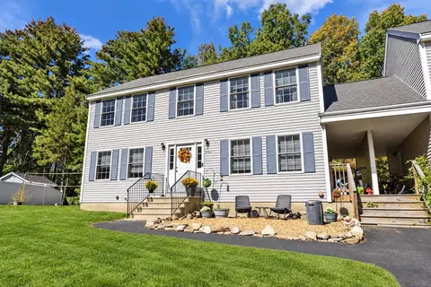 66 Pelham Rd # A, Hudson, NH 03051