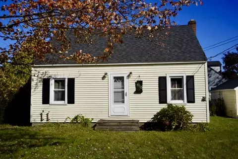 416 Porters Point Rd, Colchester, VT 05446