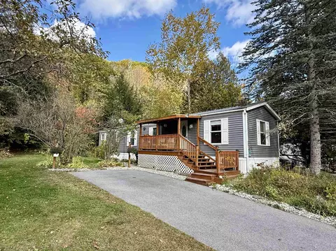 175 West St, Bolton, VT 05676