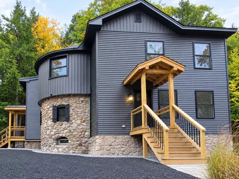 34 New Rd, Weare, NH 03281