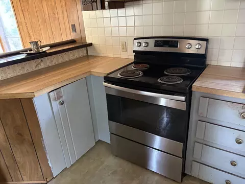 Kitchen - 3 Leisure Dr, Ossipee, NH 03864 photo 2 of 2