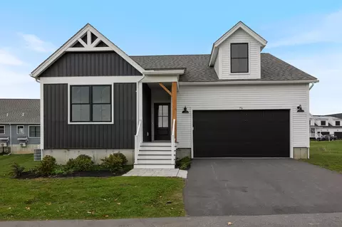76 Russet Rd, South Burlington, VT 05403