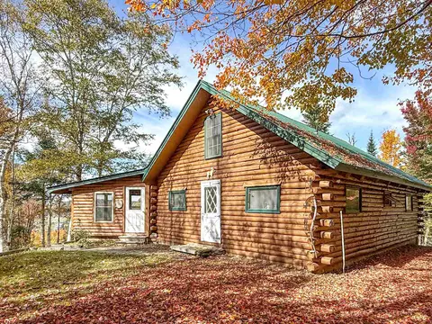 70 Burns Rd, Pittsburg, NH 03592