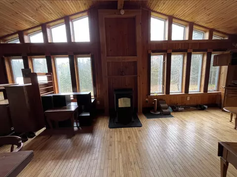 Living - 573 Library Rd, Danville, VT 05828 photo 2 of 3