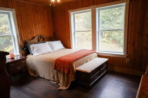 Bedroom - 573 Library Rd, Danville, VT 05828 photo 3 of 9