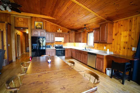 Dining - 573 Library Rd, Danville, VT 05828 photo 2 of 2