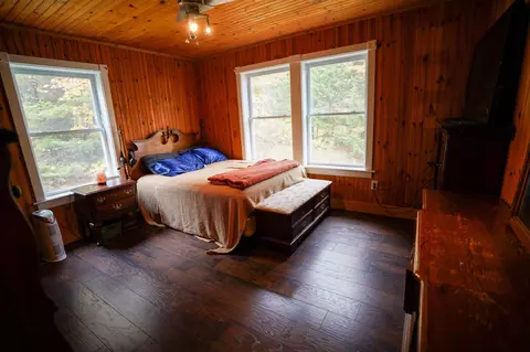 Bedroom - 573 Library Rd, Danville, VT 05828 photo 1 of 9
