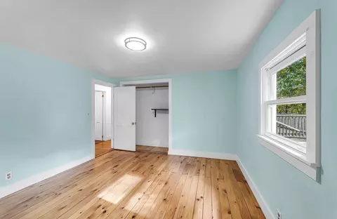 Bedroom - 50 Sugar Maple Dr, Dummerston, VT 05301 photo 5 of 7