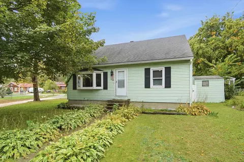88 Dunbar St, Manchester, NH 03103