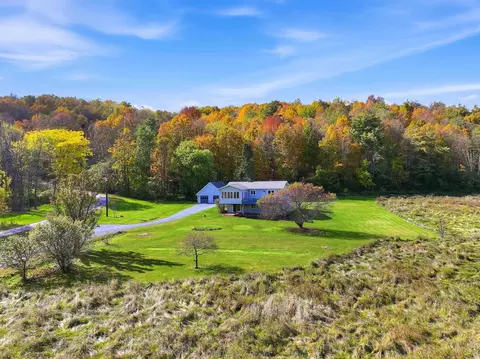 224 Silver St, Hinesburg, VT 05461