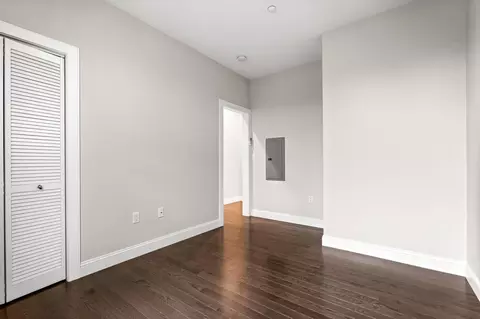 Bedroom - 12 Front St # R, Exeter, NH 03833 photo 3 of 7