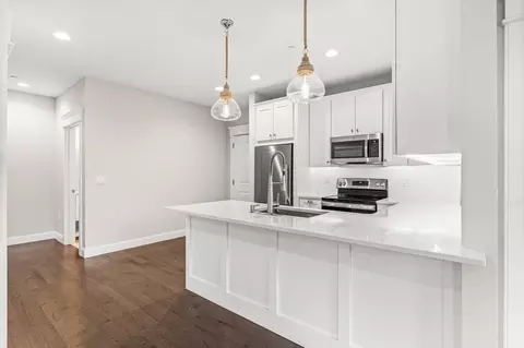 Kitchen - 12 Front St # R, Exeter, NH 03833 photo 4 of 5