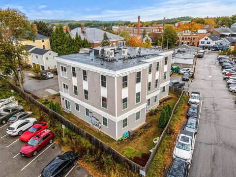 Exterior - 12 Front St # R, Exeter, NH 03833 photo 5 of 5