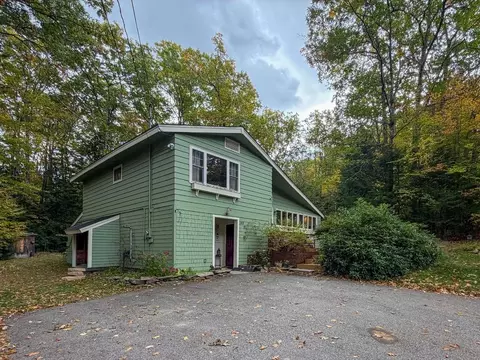 149 Thurlow St, Plymouth, NH 03264