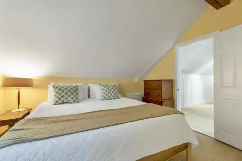 Bedroom - 36 Point Breeze Rd, Wolfeboro, NH 03894 photo 6 of 6