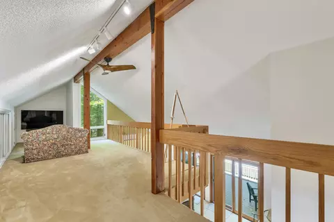 Entry Way - 36 Point Breeze Rd, Wolfeboro, NH 03894 photo 2 of 3