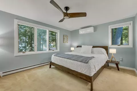 Bedroom - 36 Point Breeze Rd, Wolfeboro, NH 03894 photo 2 of 6