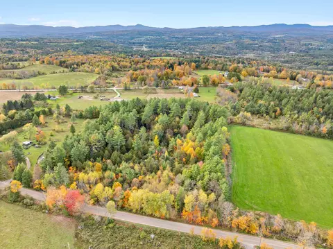 350 Middle Rd, Plainfield, VT 05667 photo 5