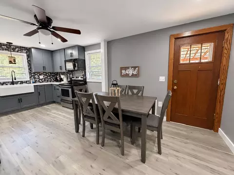 Dining - 706 3rd Ave, Berlin, NH 03570 photo 1 of 2