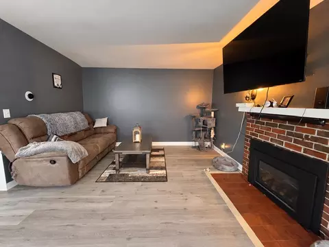 Living - 706 3rd Ave, Berlin, NH 03570 photo 2 of 3