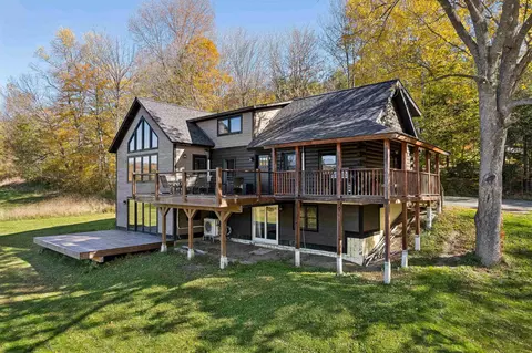 1740 Gee Hill Rd, Royalton, VT 05068