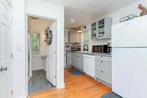 Kitchen - 24 Range Rd # A, Windham, NH 03087 photo 2 of 6