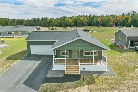 68 Diamondback Dr, Rochester, NH 03868