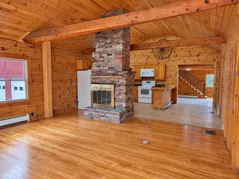 Living - 83 Bailey Ln, Glover, VT 05822 photo 1 of 4